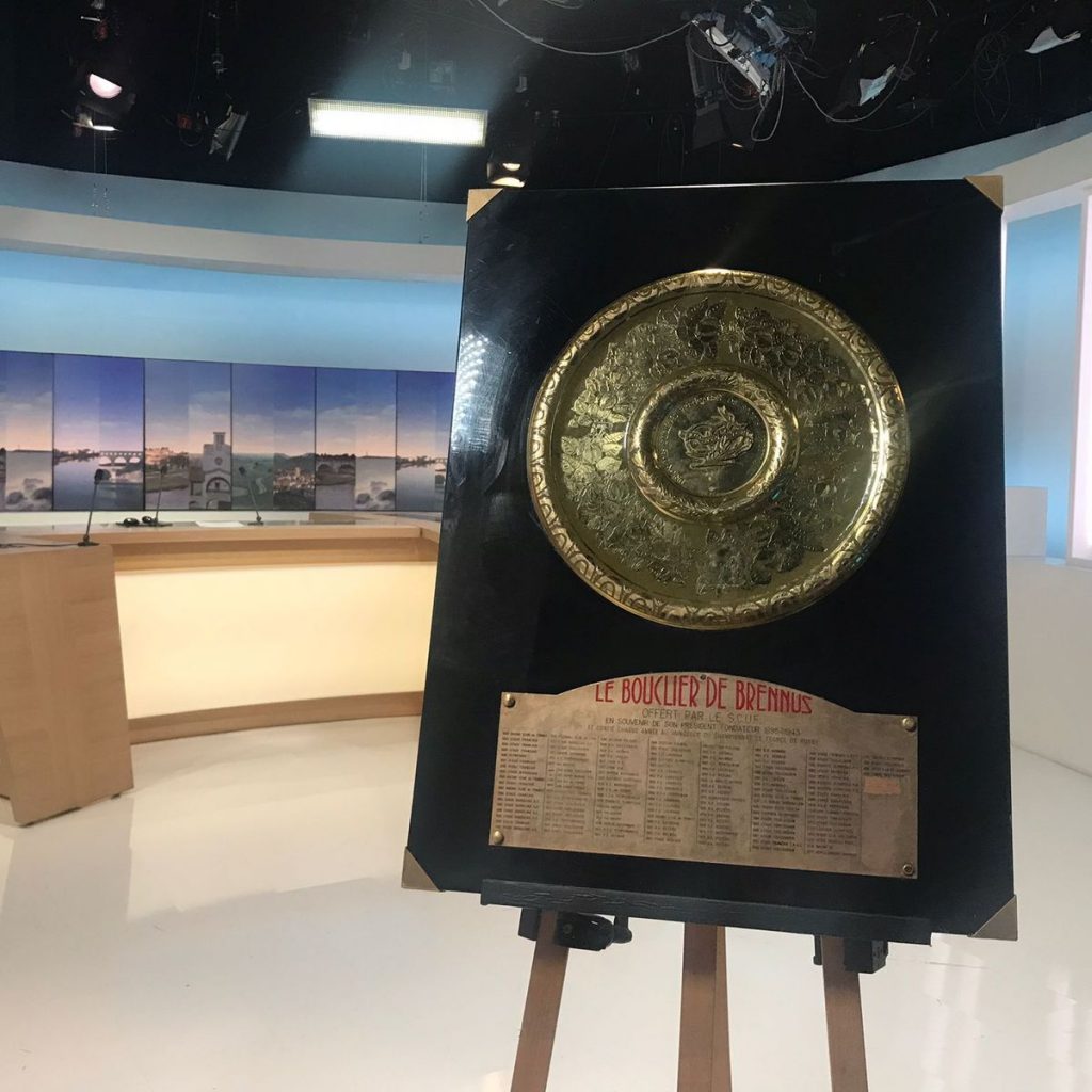 Bouclier De Brennus Poids