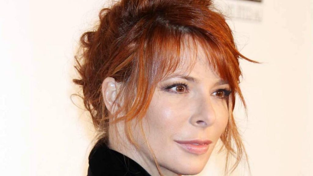 Mylène Farmer Enceinte à 16 Ans