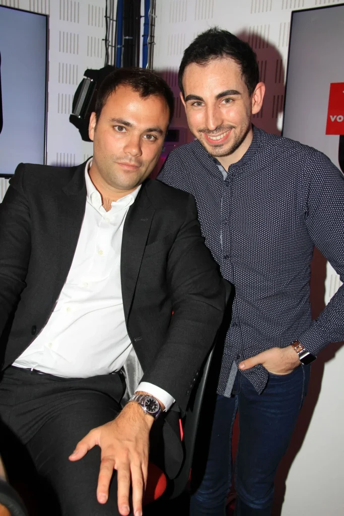 Qui Est Le Compagnon De Charles Consigny