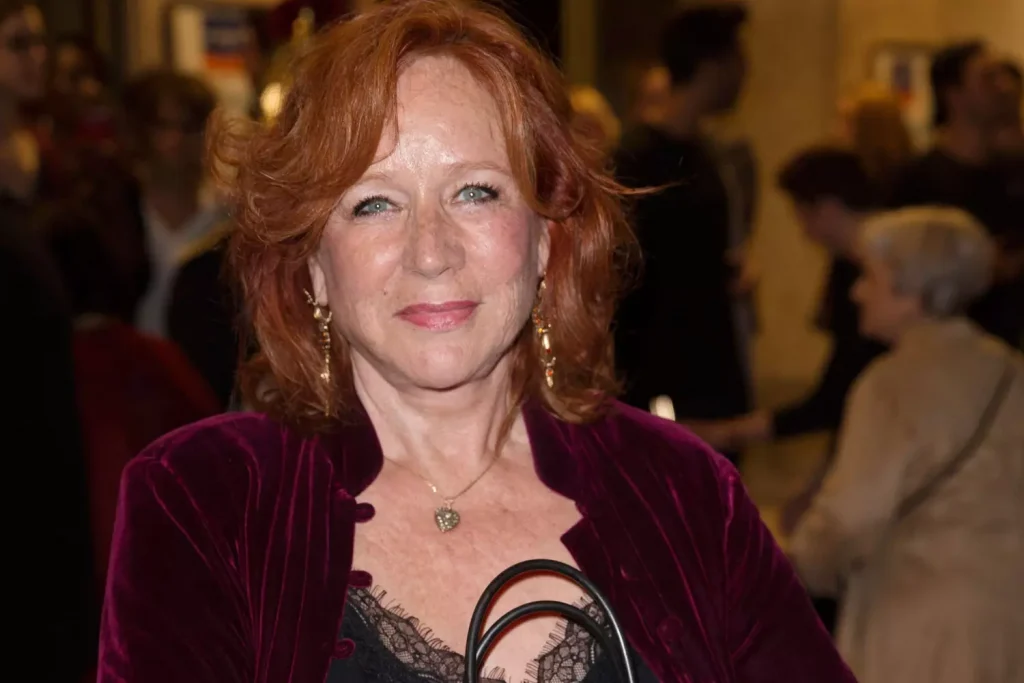 Eva Darlan Premier Mari